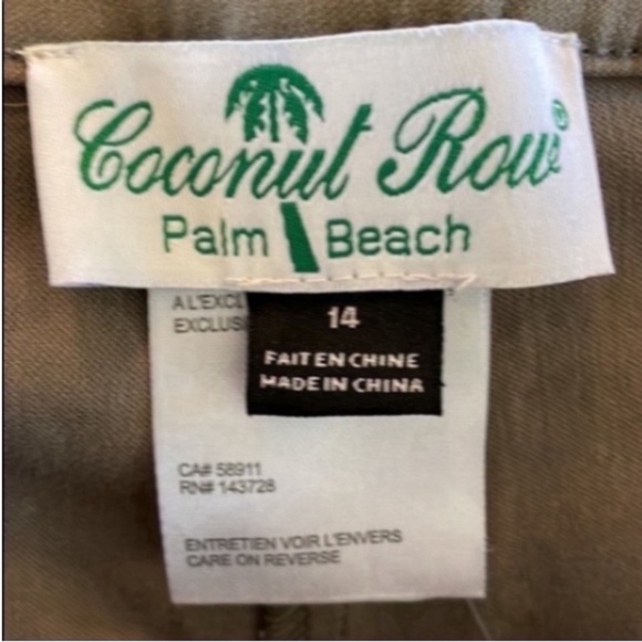 Coconut Row Bermuda Shorts Tan Khaki Beige Neutral Stretchy Shorts Longer Length - Picture 2 of 16